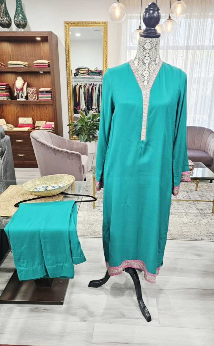 Plain pashmina cord set