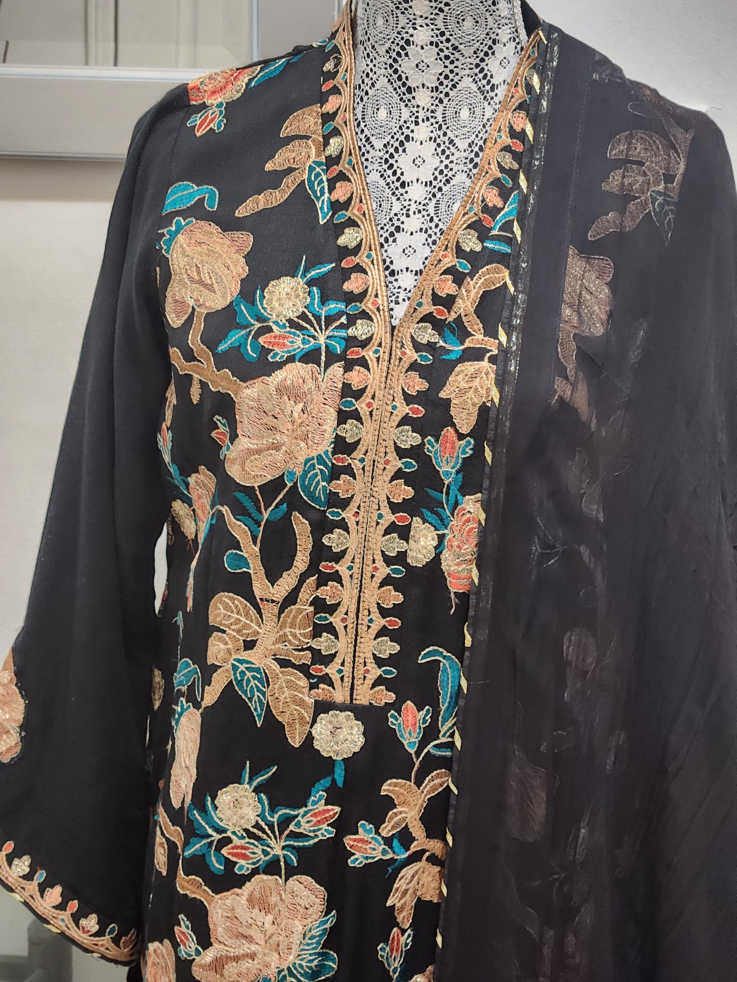 Woolen Pashmina suit