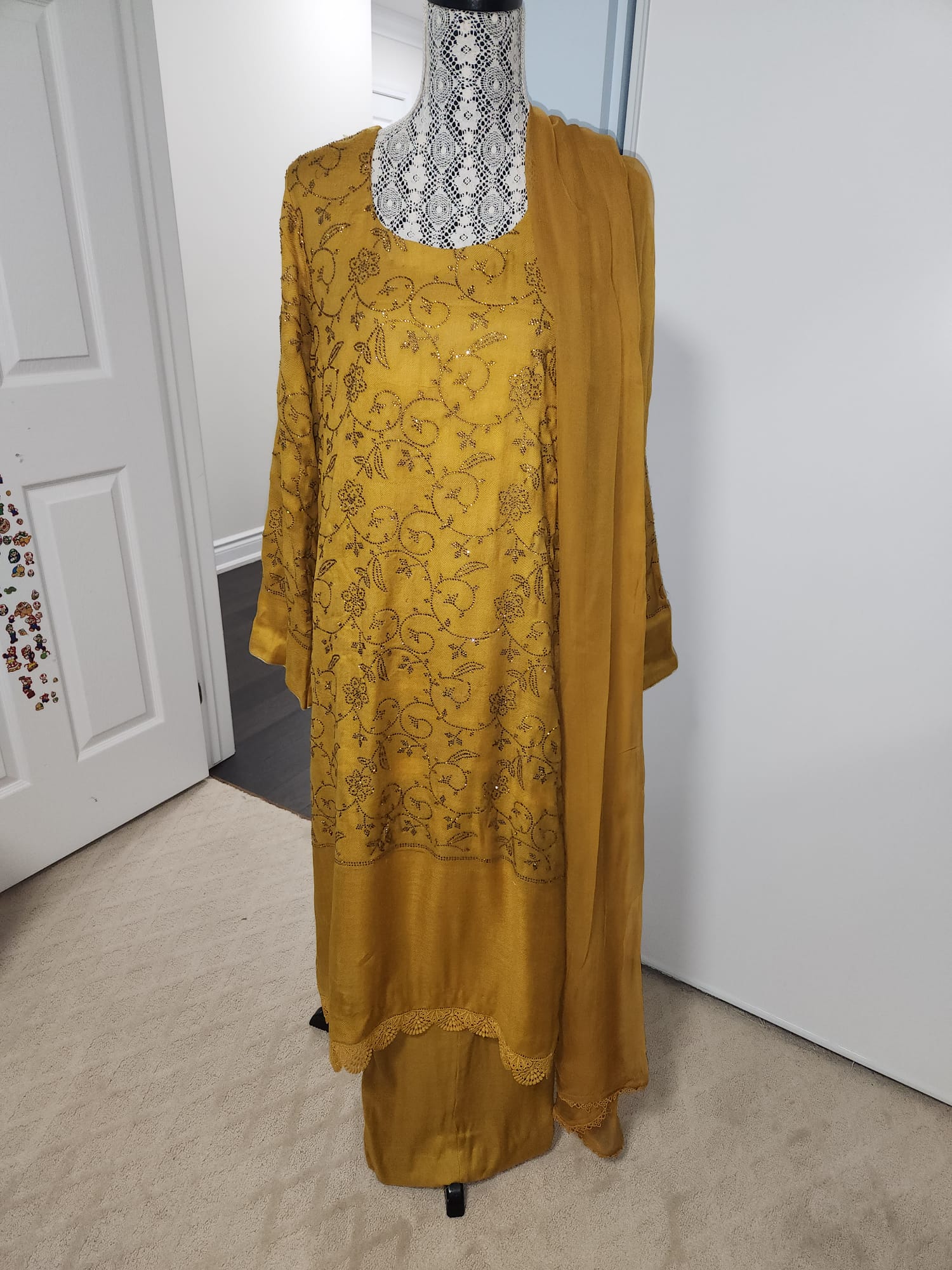 Wool pashmina suit