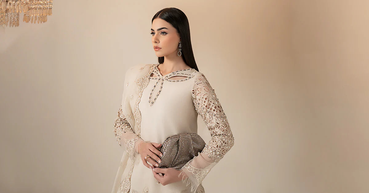 3 Piece Embroidered Organza Suit – Off White